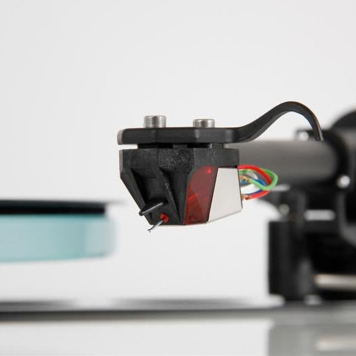 Rega Planar 2 Turntable