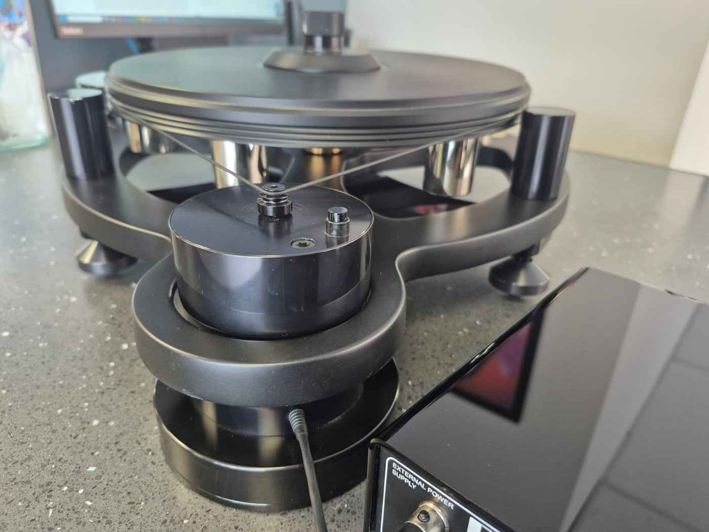 Michell Gyro SE Turntable + HR Power Supply Upgrade (NO TONEARM) - Pre-Owned