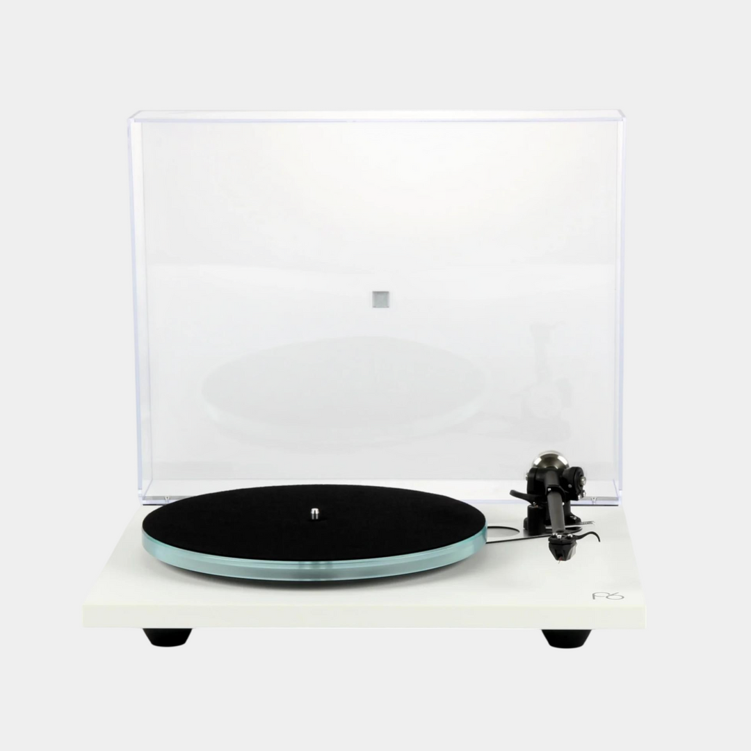 Rega Planar 6 Turntable