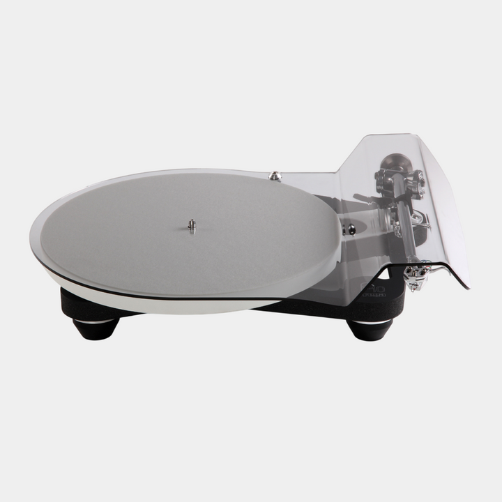 Rega Planar 10 Turntable