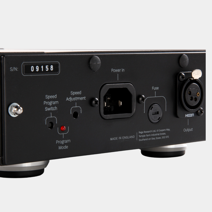 Rega Planar 10 Turntable