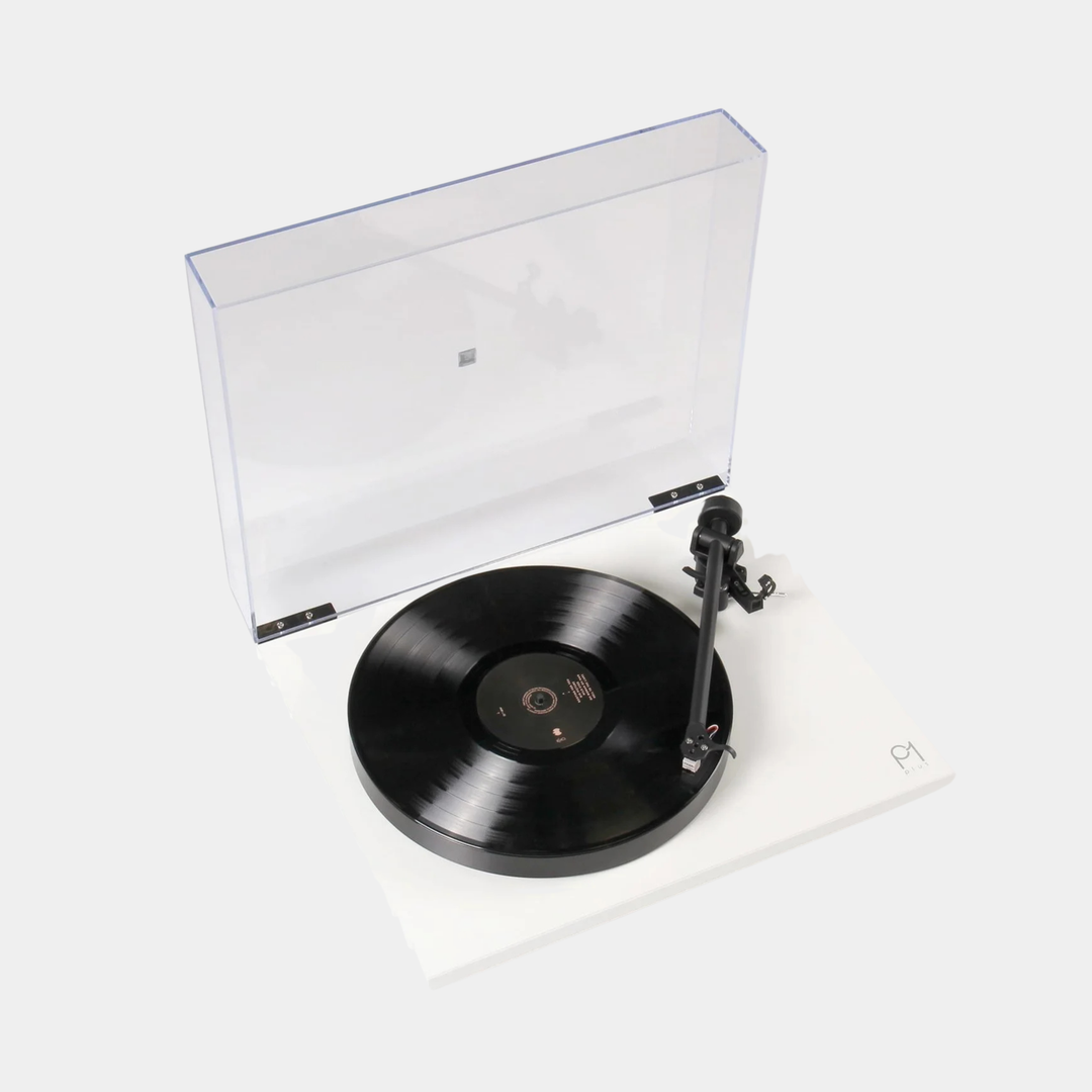 Rega Planar 1 Plus Turntable
