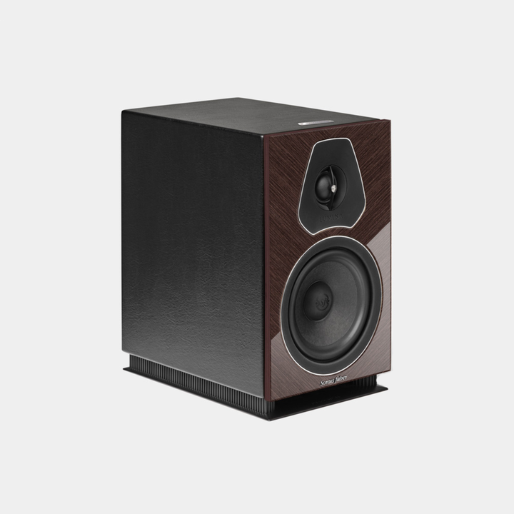 Lyngdorf + Sonus Faber Compact Streaming System Bundle