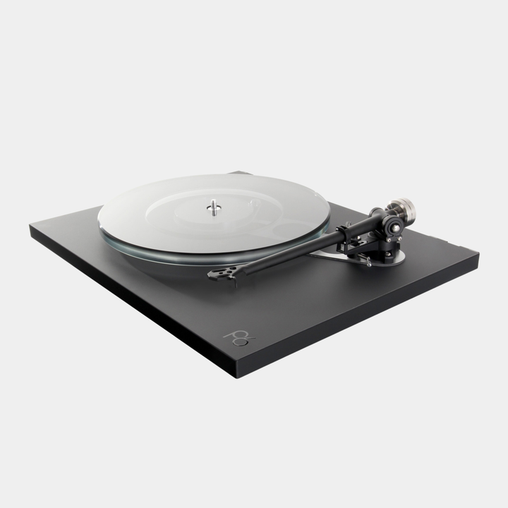 Rega Planar 6 Turntable