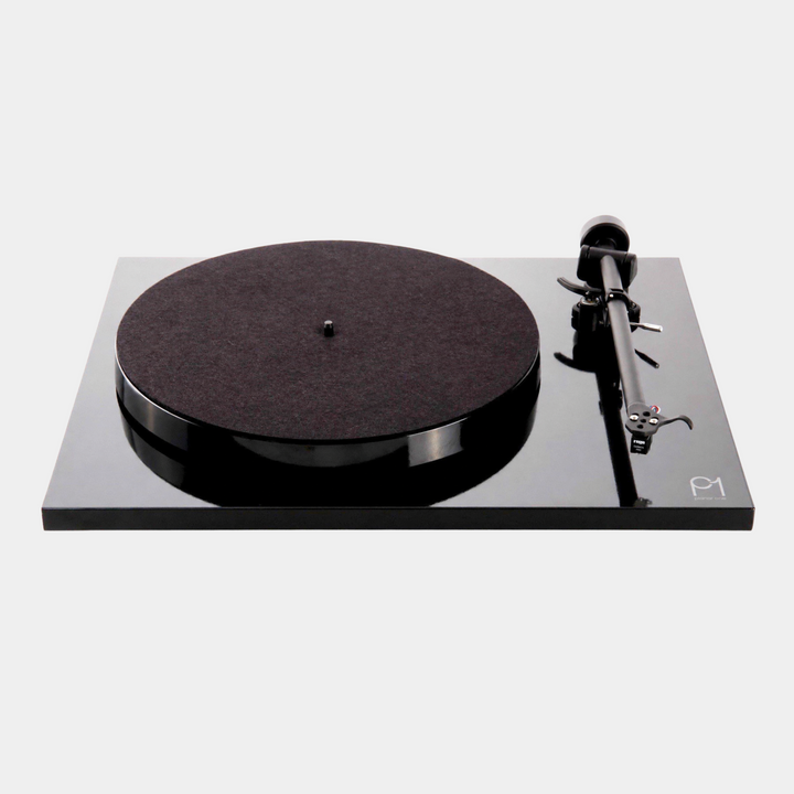 Rega Planar 1 Turntable in Gloss Black w/ Carbon Pro - Pre-Owned