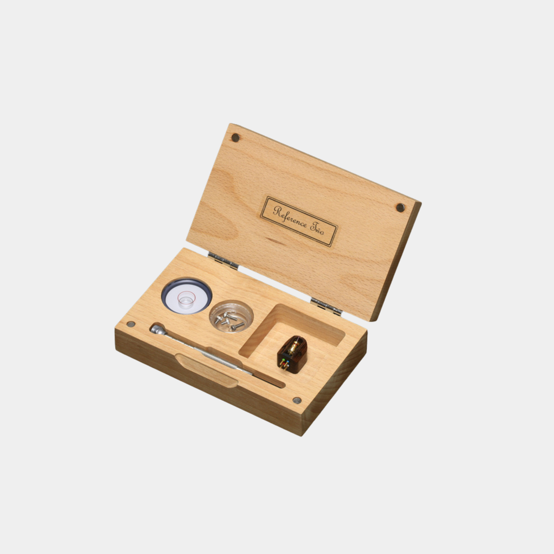 Charisma Audio Reference Two Moving Coil Cartridge