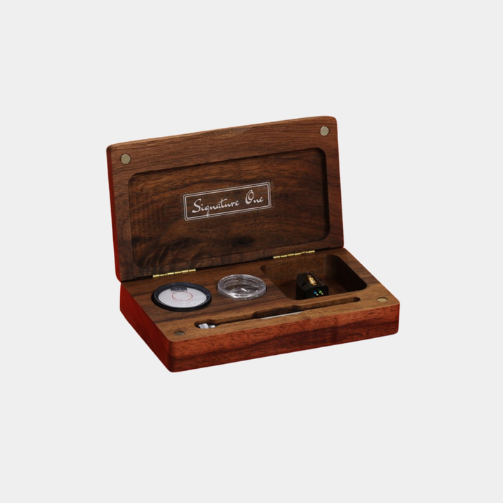 Charisma Audio Signature One Moving Coil Cartridge