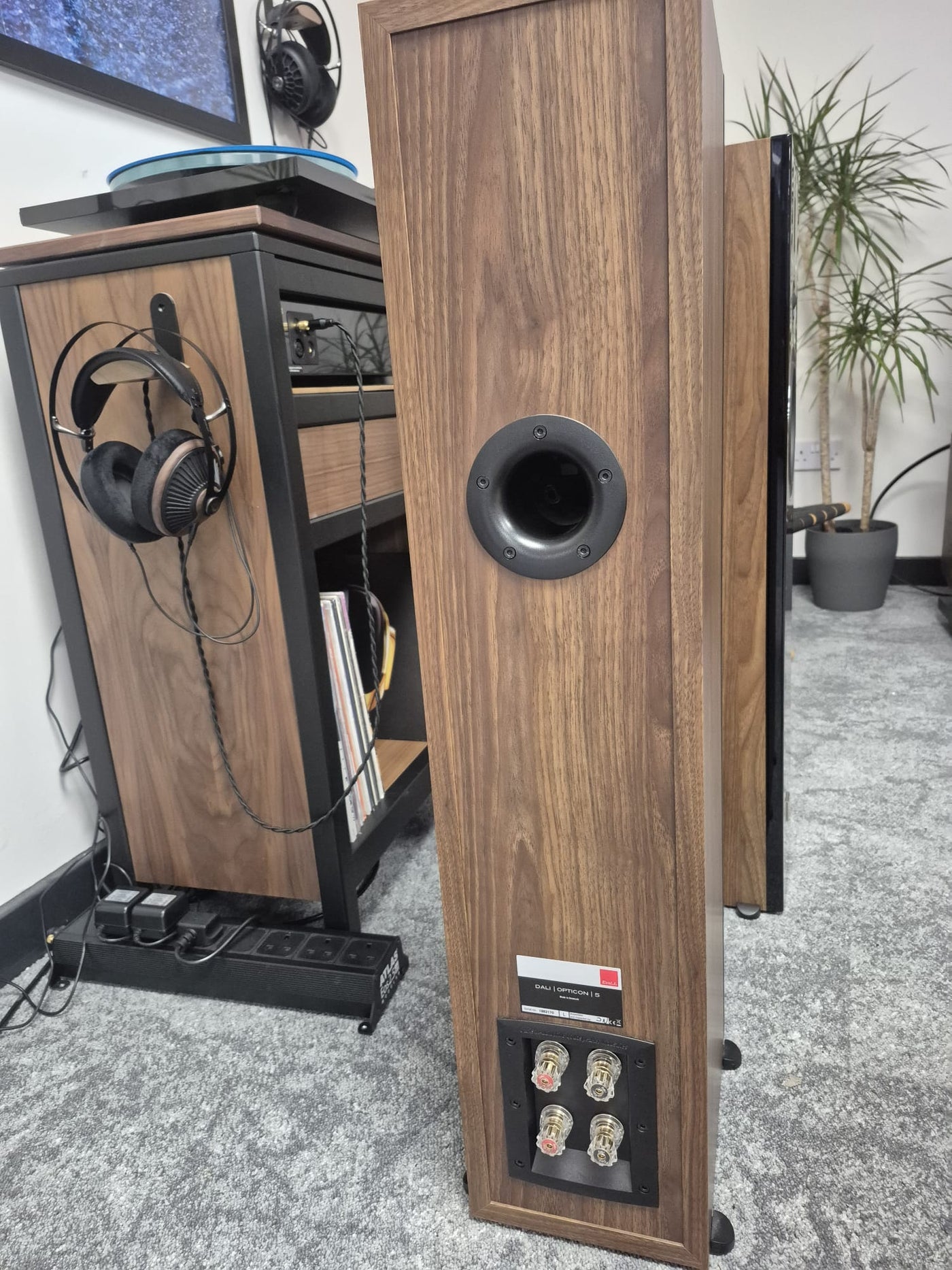 Dali Opticon 5 MK1 Floorstanding Loudspeakers - Pre-Owned