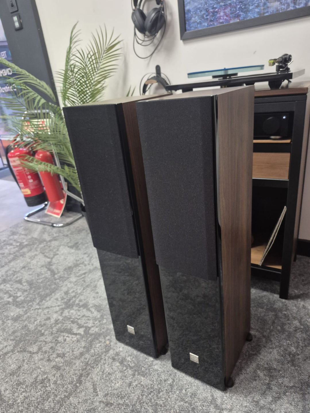 Dali Opticon 5 MK1 Floorstanding Loudspeakers - Pre-Owned
