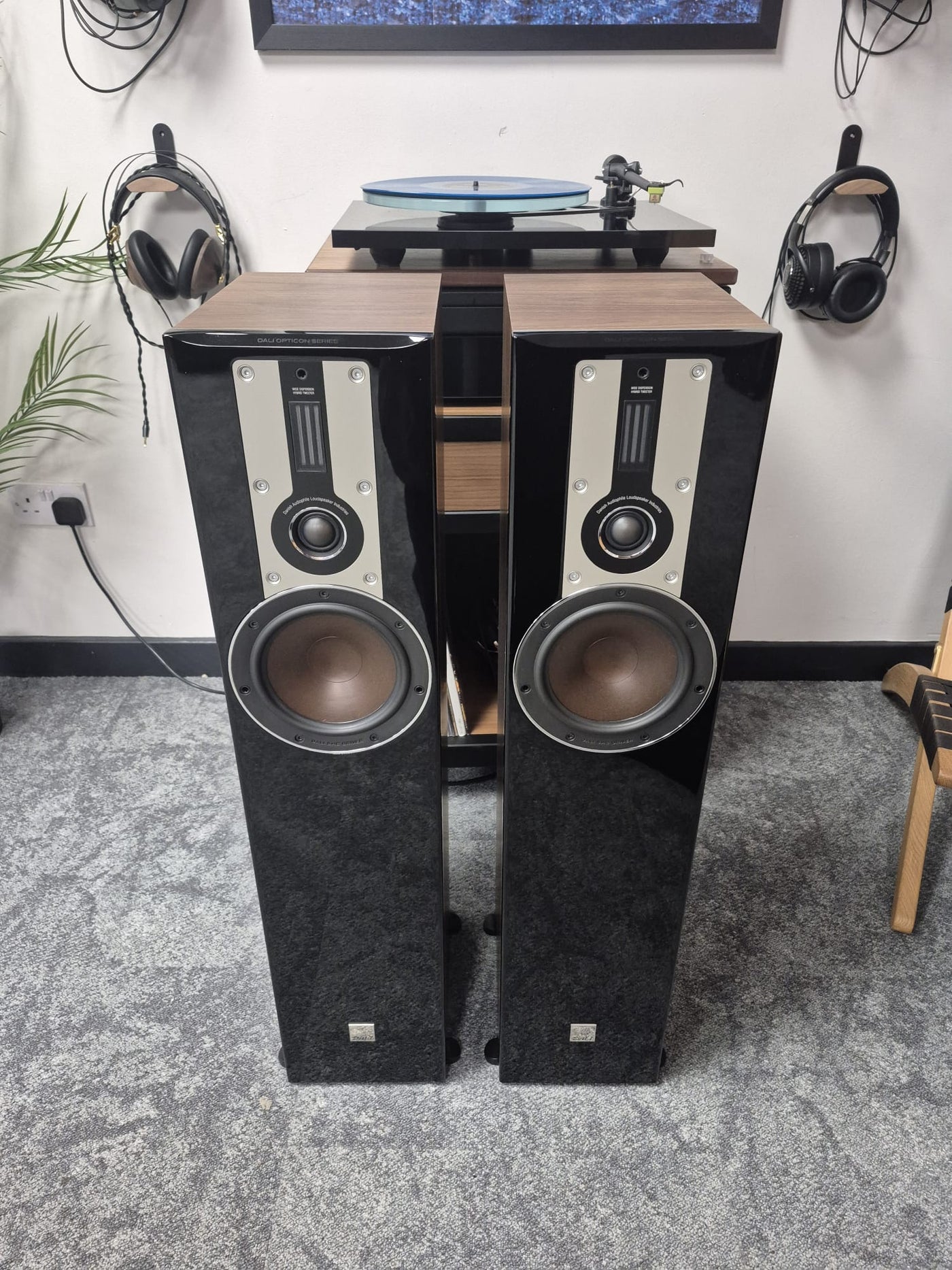 Dali Opticon 5 MK1 Floorstanding Loudspeakers - Pre-Owned