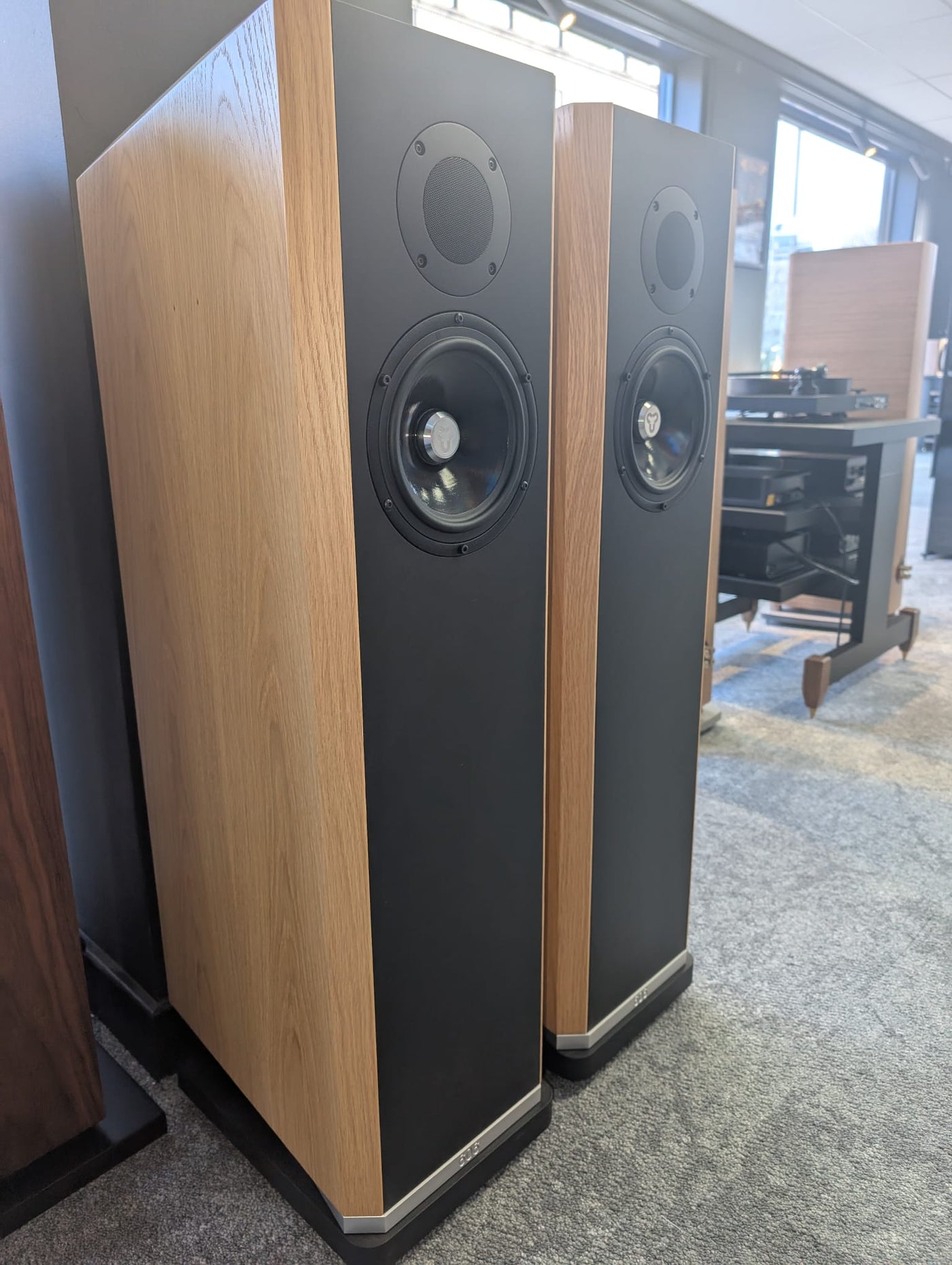 Kudos TITAN 606 Floorstanding Loudspeakers - Ex-Demonstration