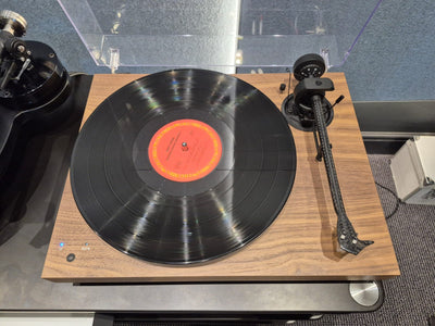 Pro-Ject X1 B Turntable - Pre-Owned