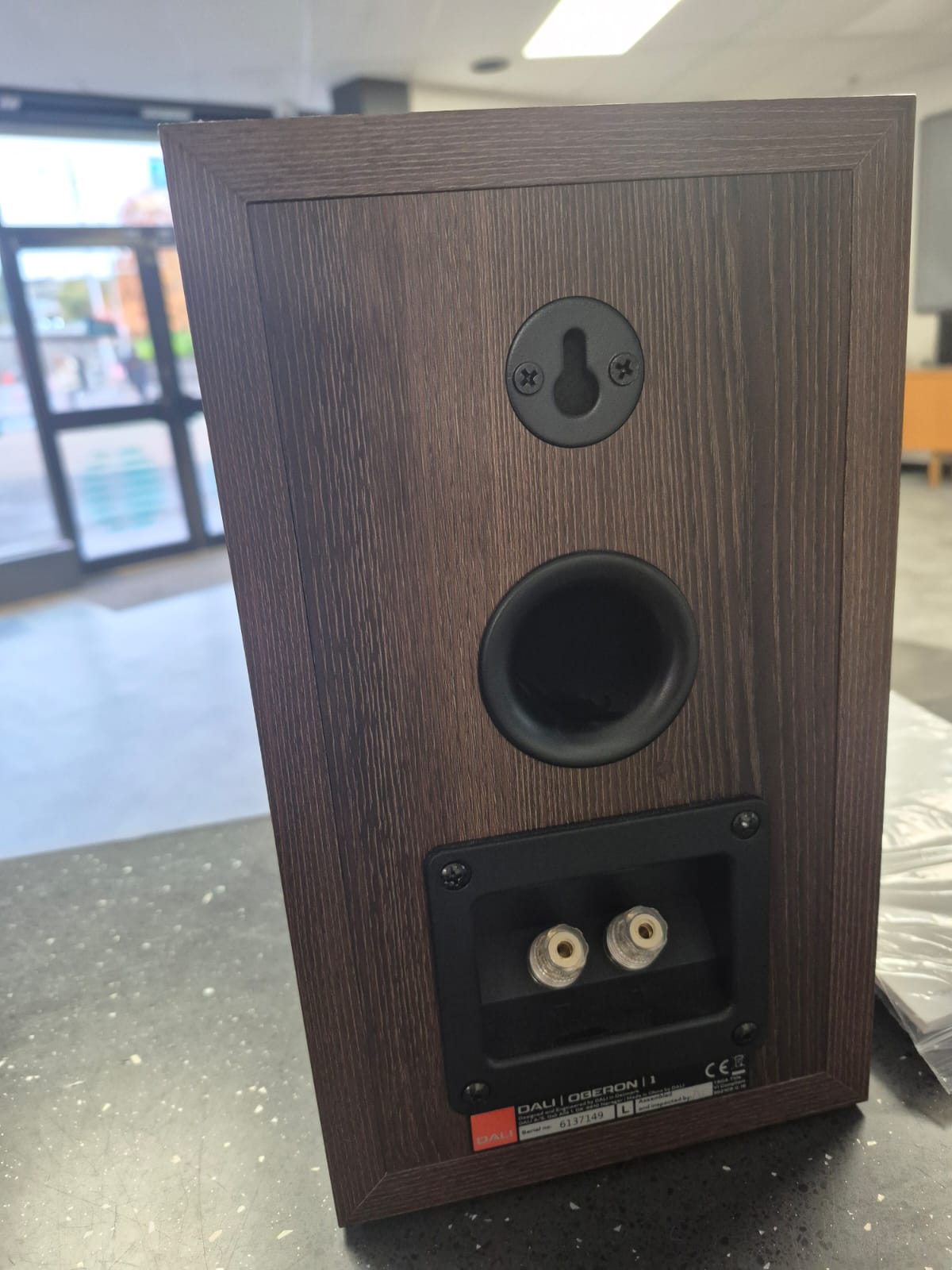 Dali Oberon 1 Bookshelf Loudspeakers - Pre-Owned