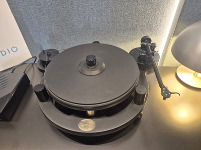 Michell Gyro SE Turntable + HR Power Supply Upgrade - Pre-Owned