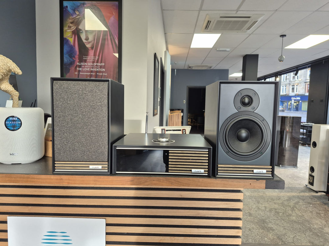 Ruark R610 Music Console & Sabre-R Bookshelf Speakers System - Ex-Demonstration