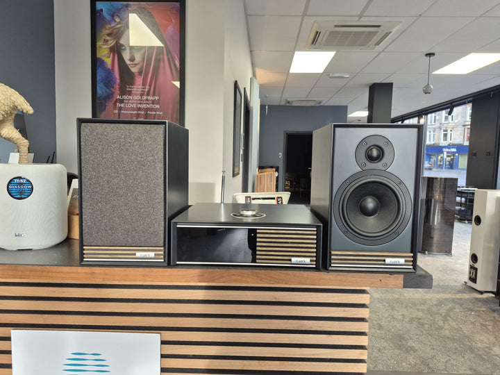 Ruark R610 Music Console & Sabre-R Bookshelf Speakers System - Ex-Demonstration