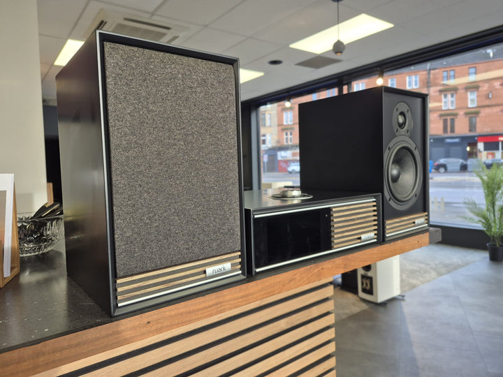 Ruark R610 Music Console & Sabre-R Bookshelf Speakers System - Ex-Demonstration
