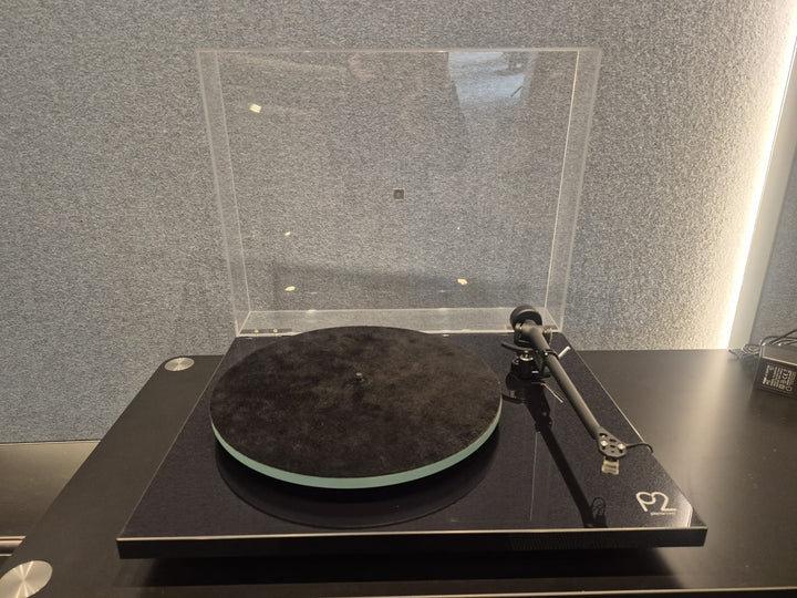 Rega Planar 2 Turntable - Pre-Owned