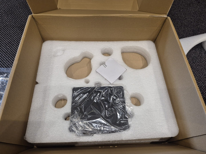 Rega Planar 8 Turntable - Pre-Owned