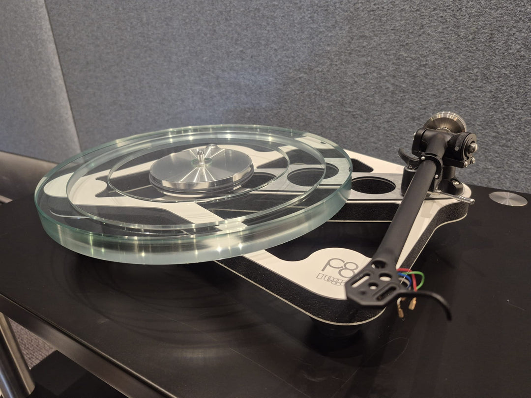 Rega Planar 8 Turntable - Pre-Owned