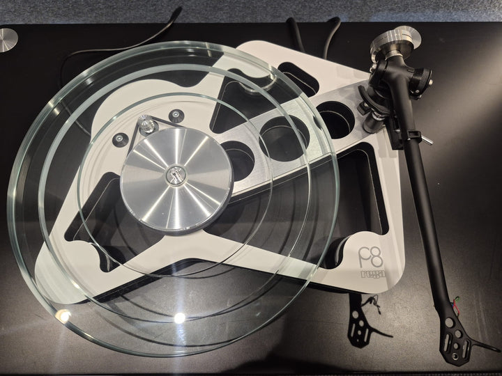 Rega Planar 8 Turntable - Pre-Owned