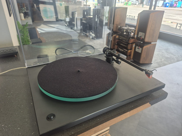 Rega RP3 Turntable with Ortofon 2M Bronze - Pre-Owned