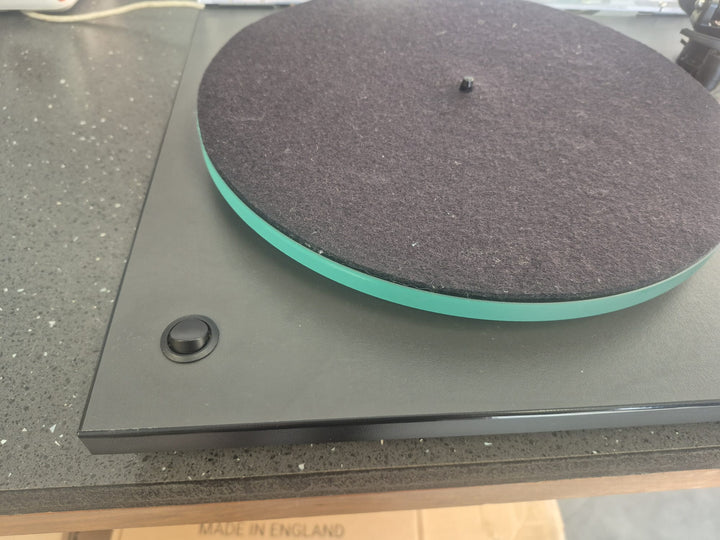 Rega RP3 Turntable with Ortofon 2M Bronze - Pre-Owned