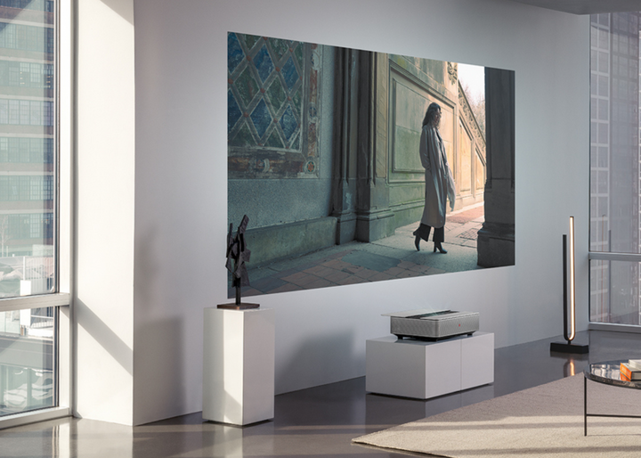 Leica Cine 1 Projector