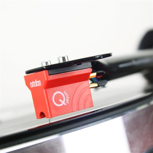 Ortofon | Quintet Red Cartridge | Moving Coil | On Tonearm | Lifestyle View | Holburn Online