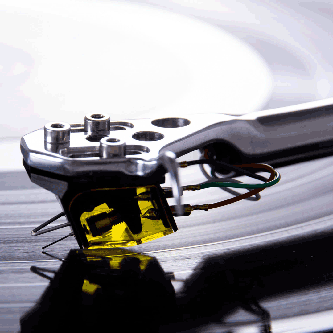 Rega Aphelion 2 | Moving Coil Cartridge | On Tonearm | Holburn Online