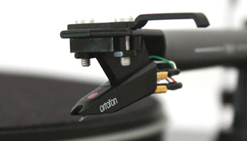Ortofon | OM5E Cartridge | Moving Magnet | On Tonearm | Lifestyle Shot | Holburn Online