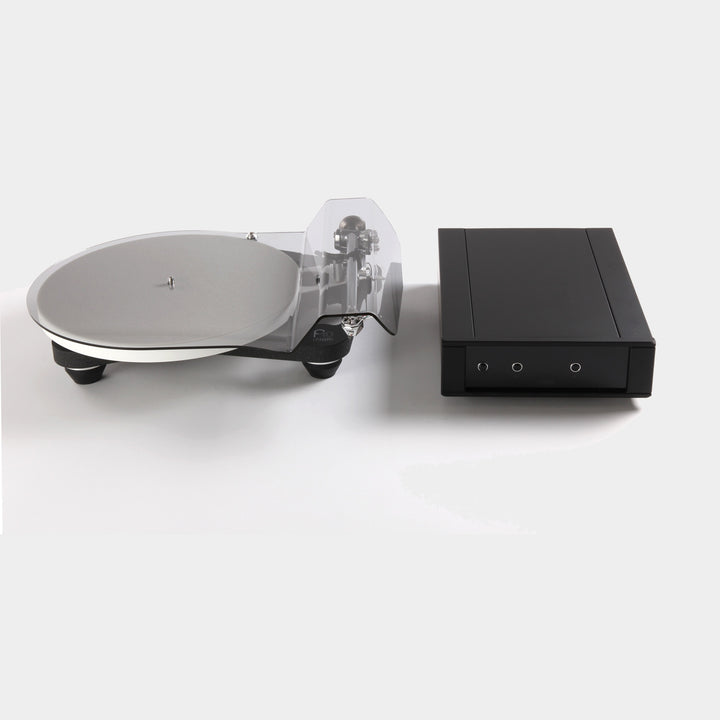 Rega Planar 10 Turntable & P10 PSU